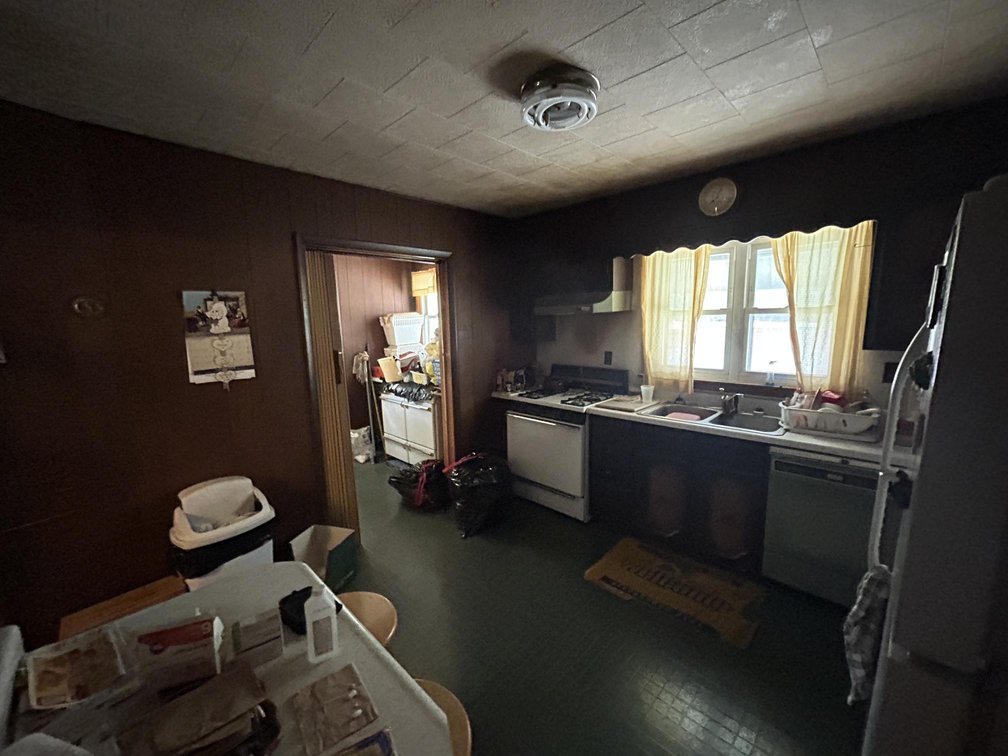 Image for 5-Bedroom Clarksburg Home with Detached Garage Selling to the Highest Bidder