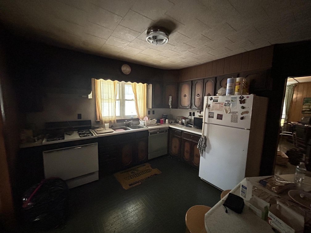 Image for 5-Bedroom Clarksburg Home with Detached Garage Selling to the Highest Bidder