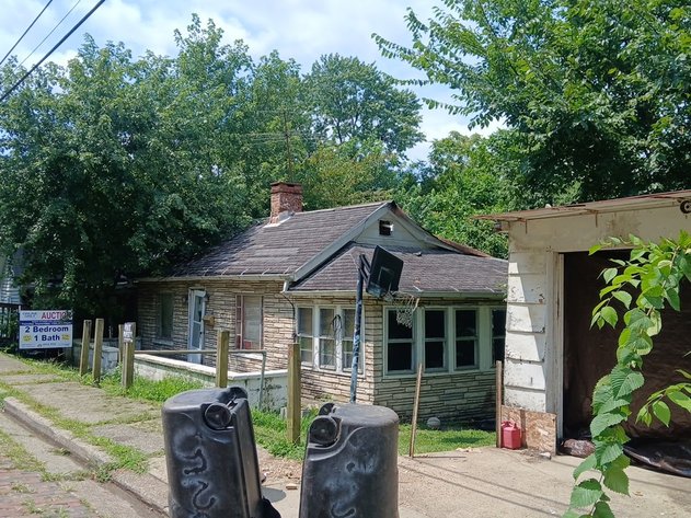 Image for Renovation Opportunity: 2 Bedroom in Huntington