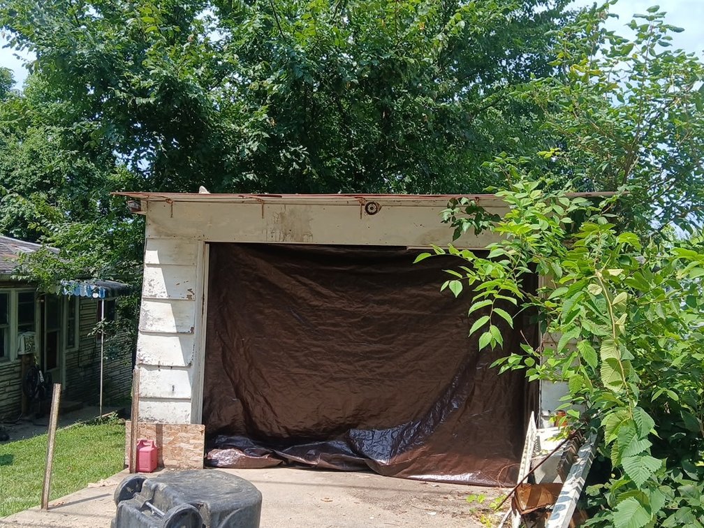 Image for Renovation Opportunity: 2 Bedroom in Huntington