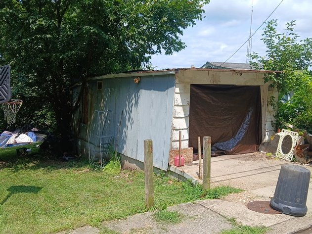 Image for Renovation Opportunity: 2 Bedroom in Huntington