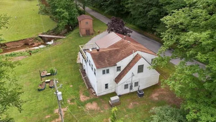 Image for Spacious 3 Bedroom on 41 Acres in Alum Bridge