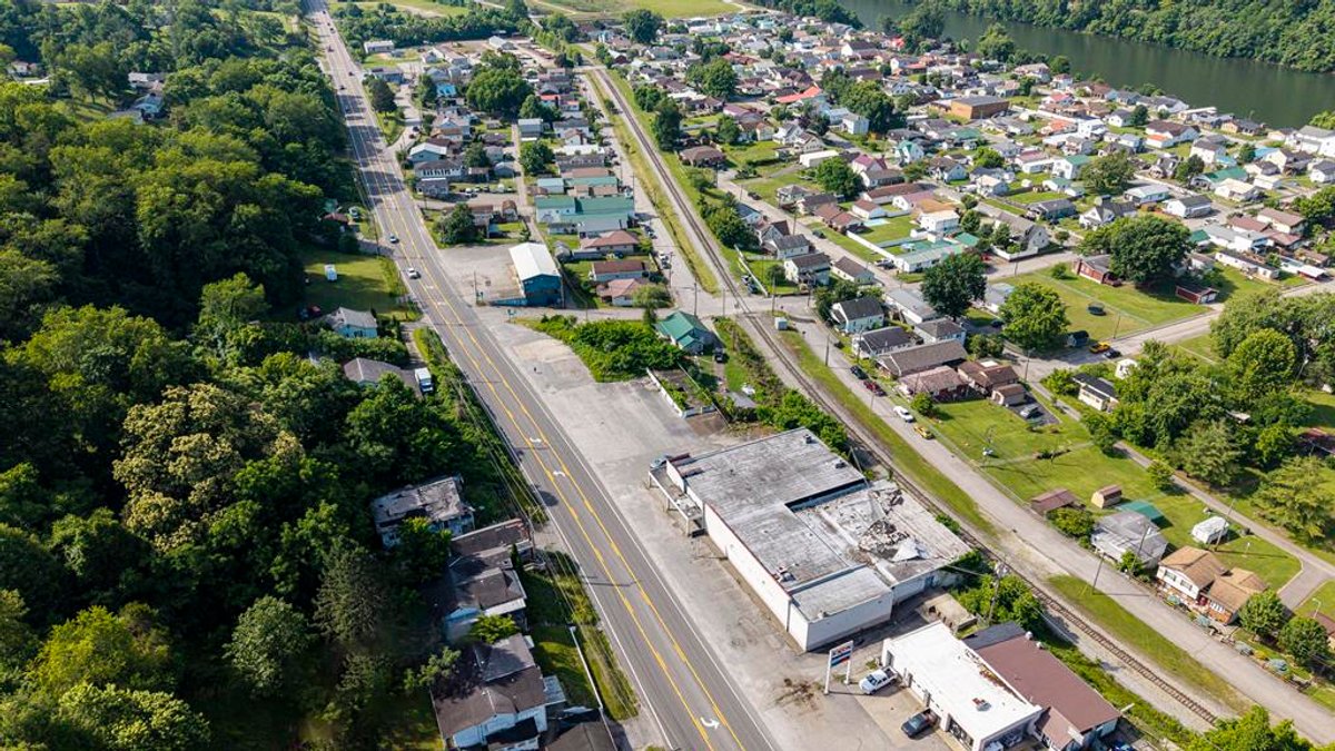 Image for 1.16± Acres on One of Kanawha County's Busiest Corridors Selling to the Highest Bidder