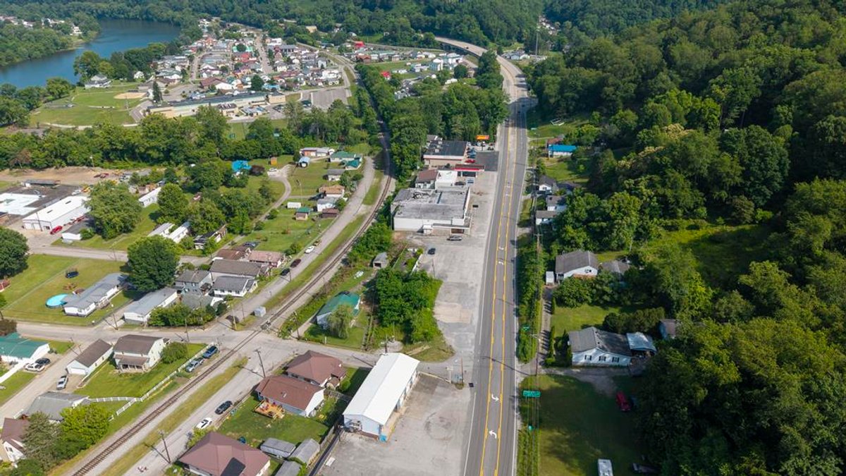 Image for 1.16± Acres on One of Kanawha County's Busiest Corridors Selling to the Highest Bidder