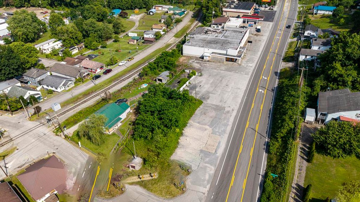 Image for 1.16± Acres on One of Kanawha County's Busiest Corridors Selling to the Highest Bidder