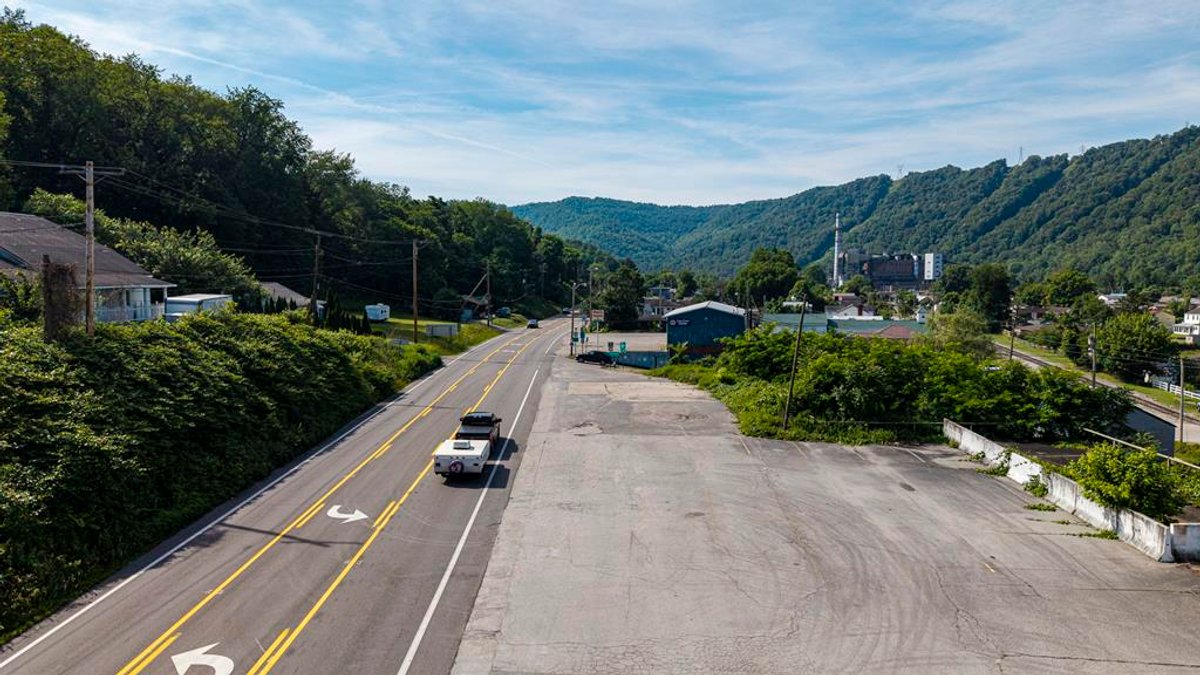 Image for 1.16± Acres on One of Kanawha County's Busiest Corridors Selling to the Highest Bidder