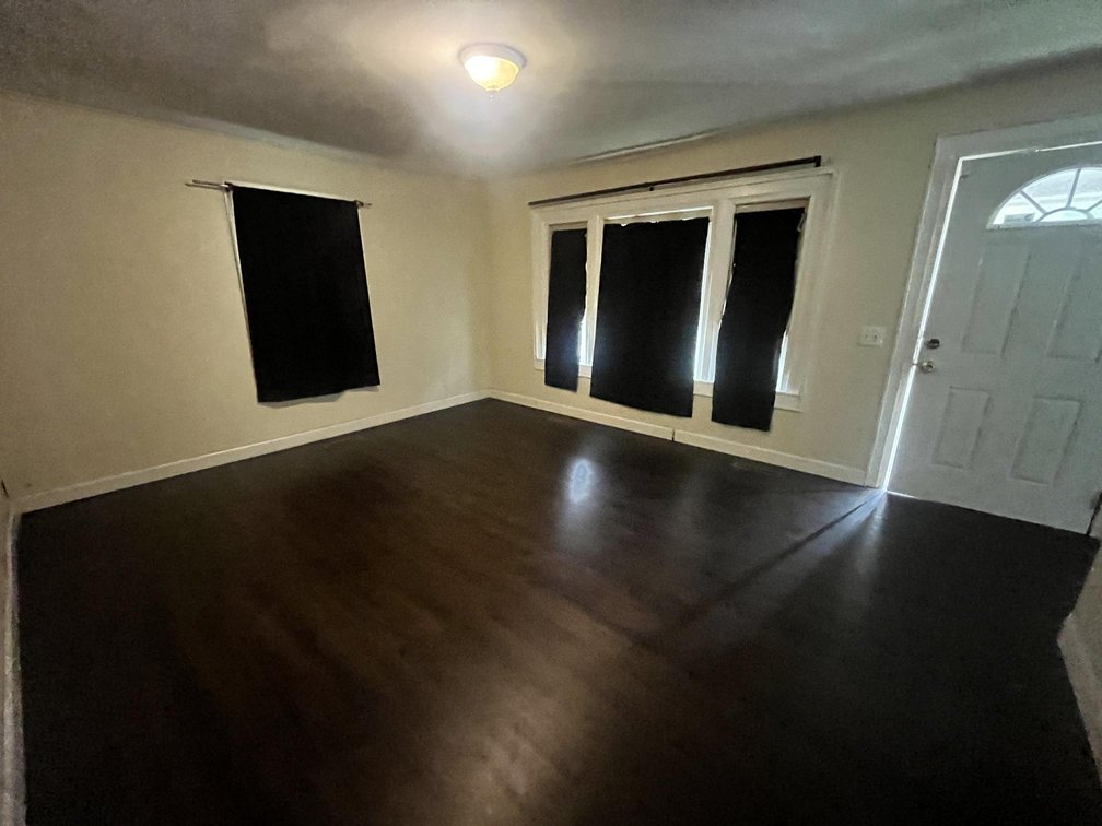 Image for SOLD $112,750 - Income Generating Commercial Building with Apartment in Charleston