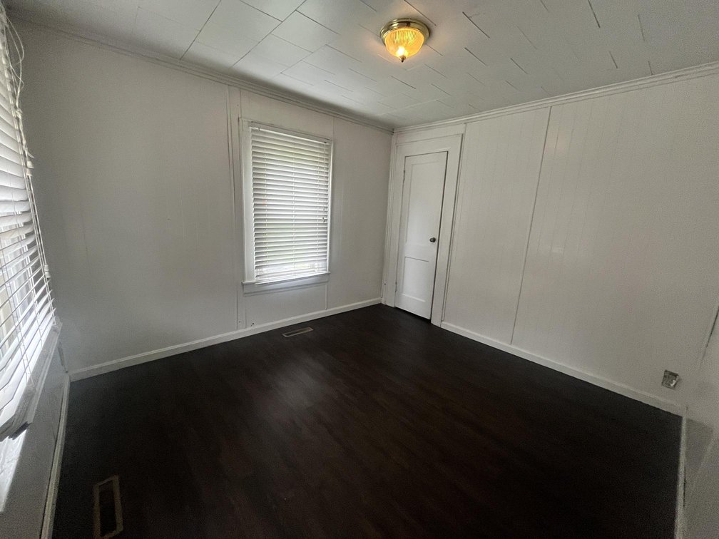 Image for SOLD $112,750 - Income Generating Commercial Building with Apartment in Charleston