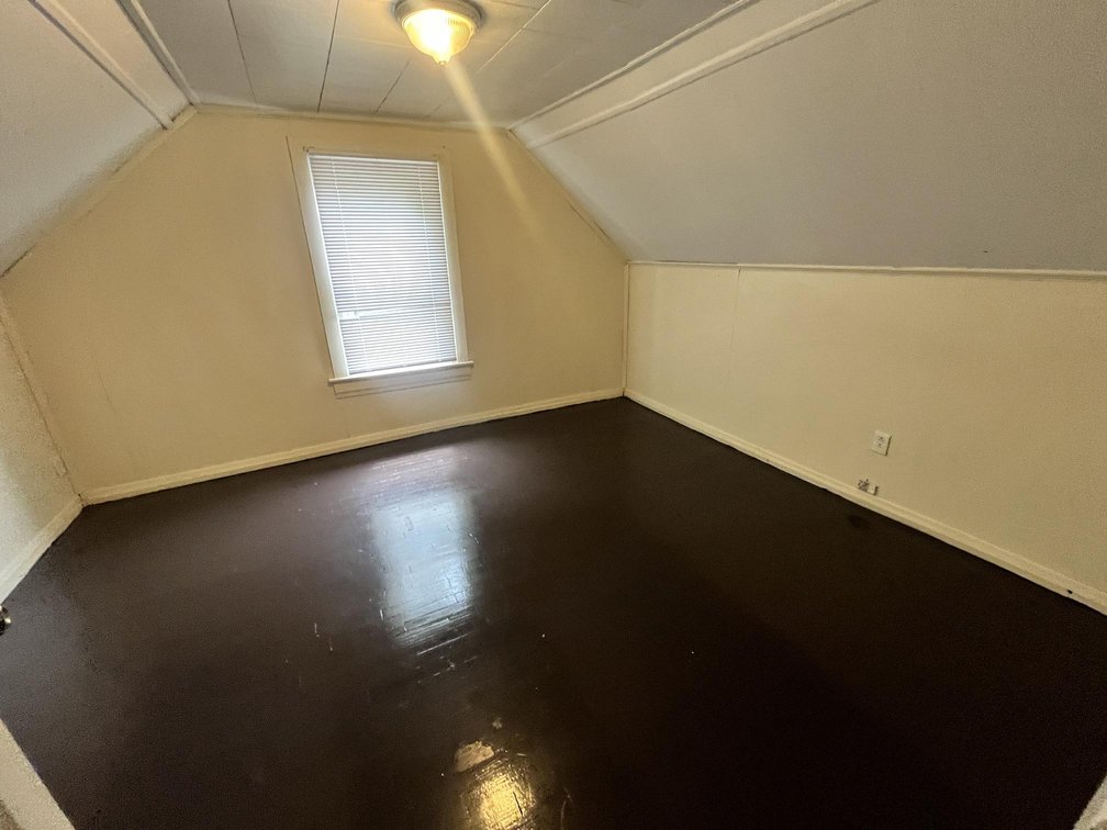 Image for SOLD $112,750 - Income Generating Commercial Building with Apartment in Charleston