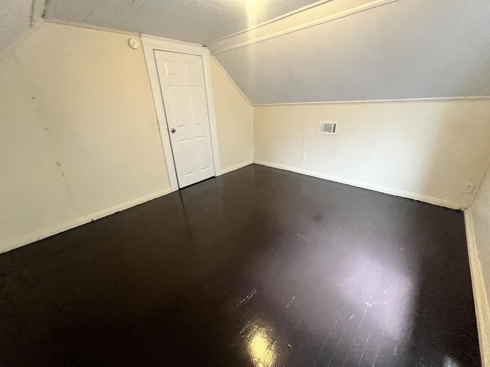 Image for SOLD $112,750 - Income Generating Commercial Building with Apartment in Charleston