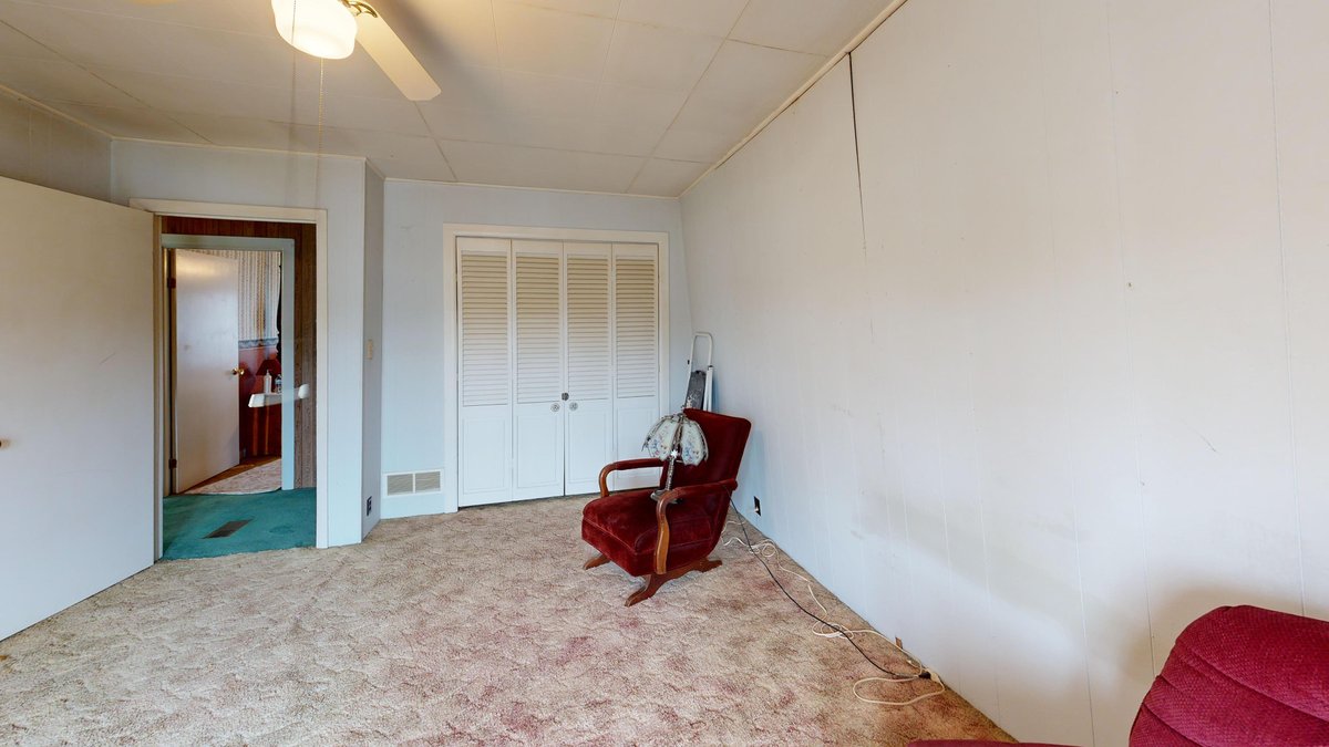 Image for Spacious 4 Bedroom with Garage Apartment in Weston