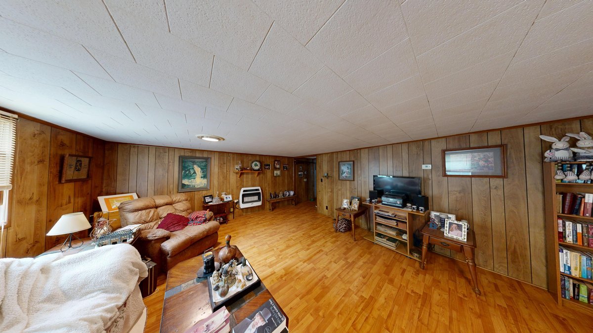 Image for Spacious 4 Bedroom with Garage Apartment in Weston
