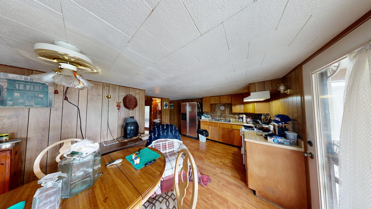 Image for Spacious 4 Bedroom with Garage Apartment in Weston