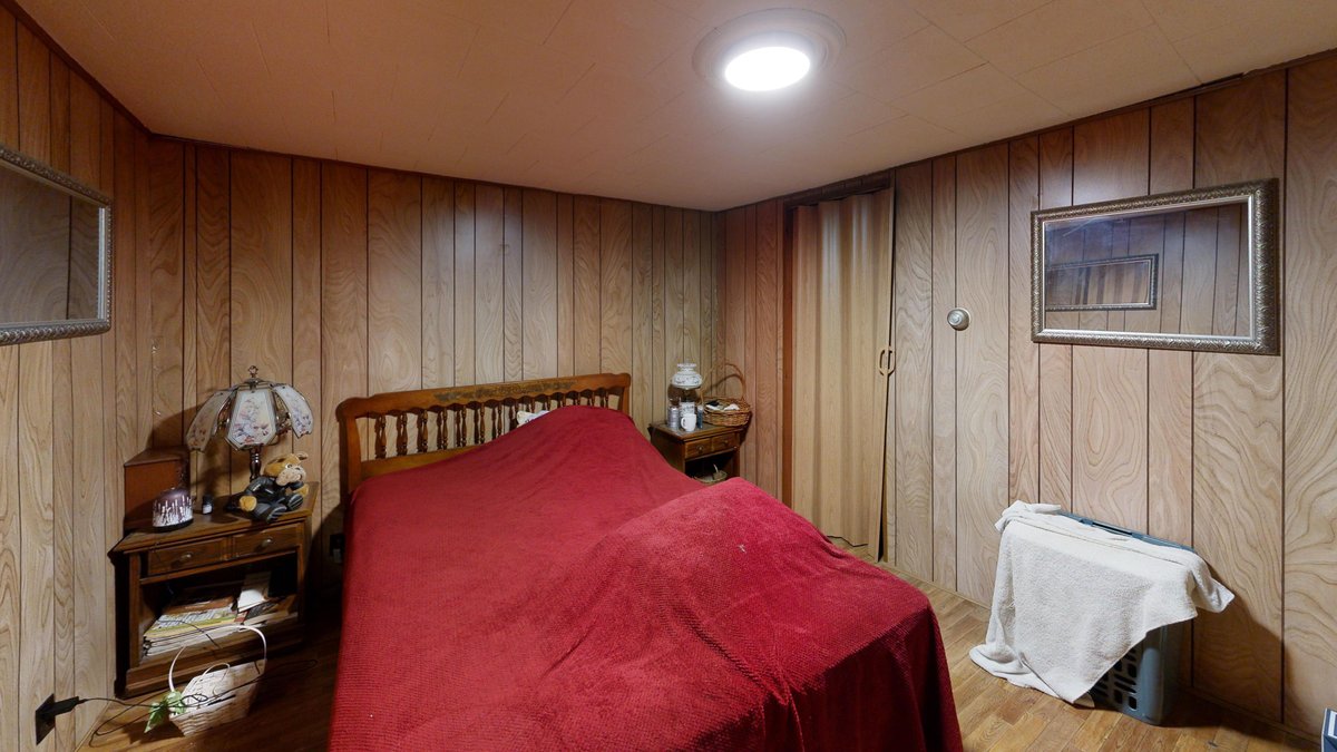 Image for Spacious 4 Bedroom with Garage Apartment in Weston
