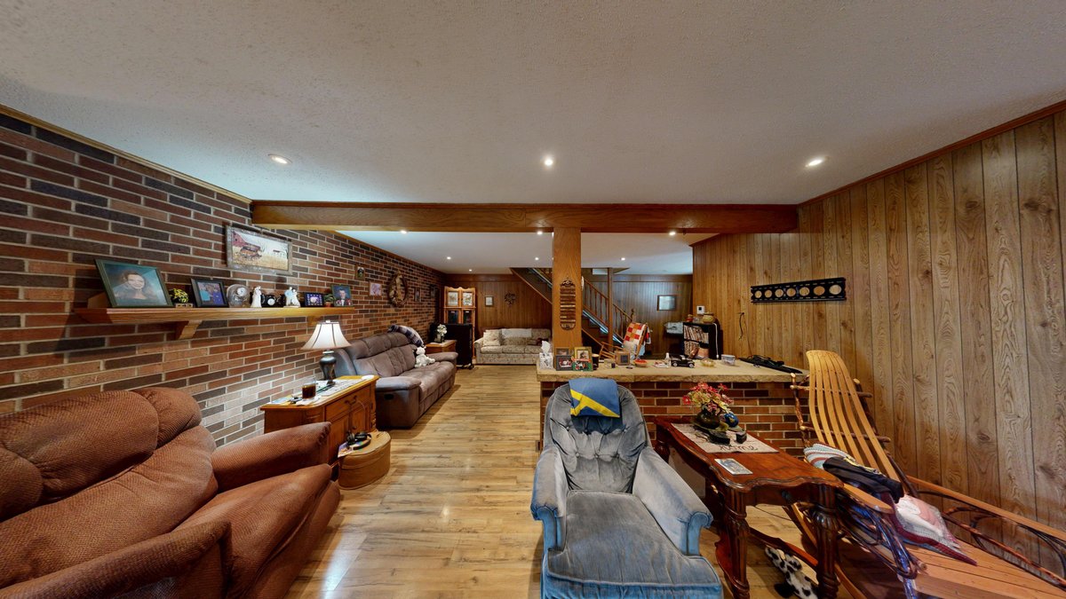 Image for Spacious 4 Bedroom with Garage Apartment in Weston