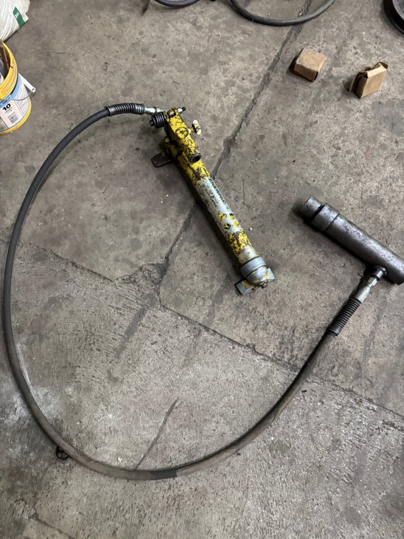High Pressure Hand Pump