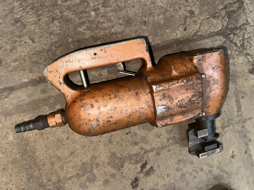 Heavy Duty Pneumatic Impact Wrench