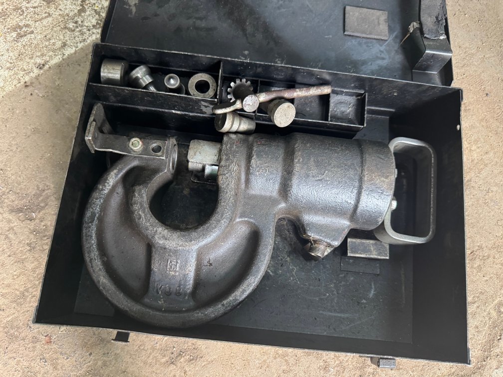 35 Ton Hydraulic Punch Kit