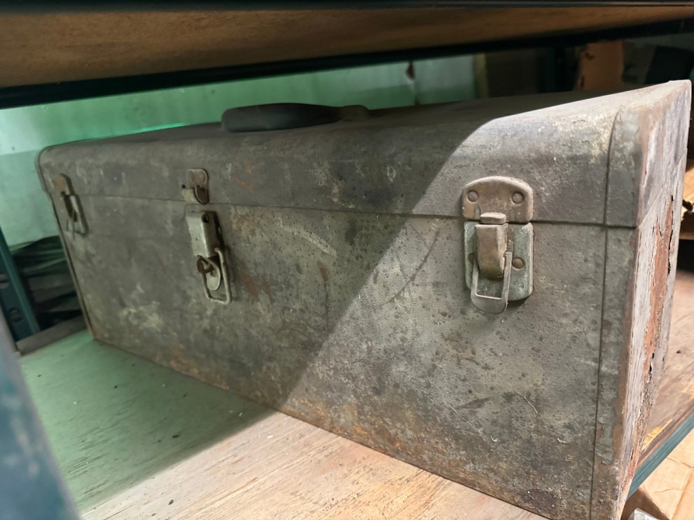 Metal Tool Chest