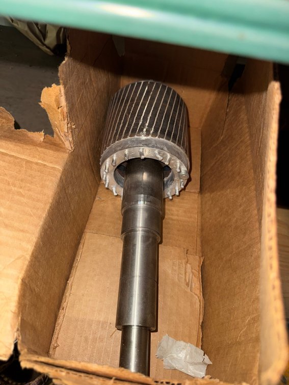 Electric motor rotor shaft assembly