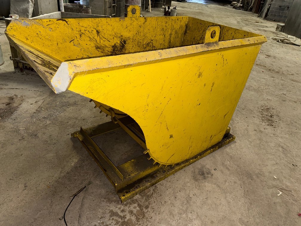 Heavy Duty Yellow Self Dumping Hopper