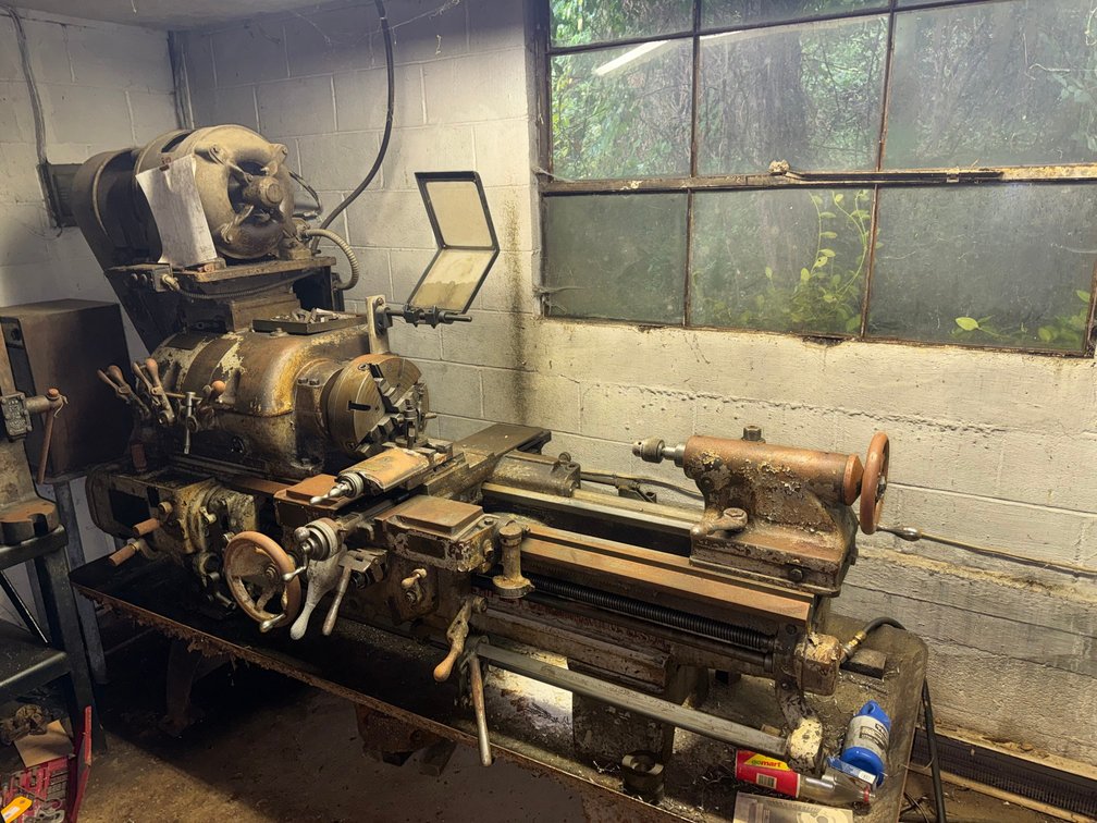 Vintage metalworking lathe