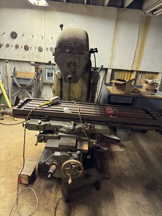 Vertical Milling Machine