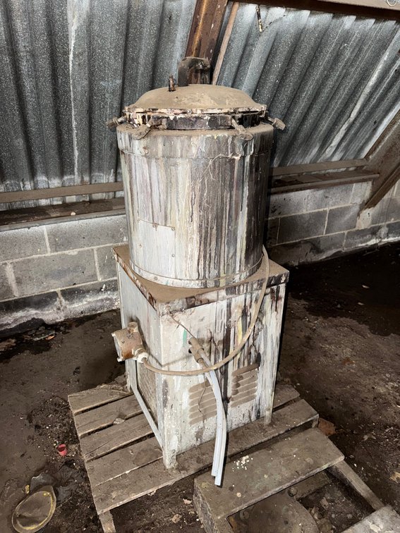 Solvent Still, possibly a Sidewinder