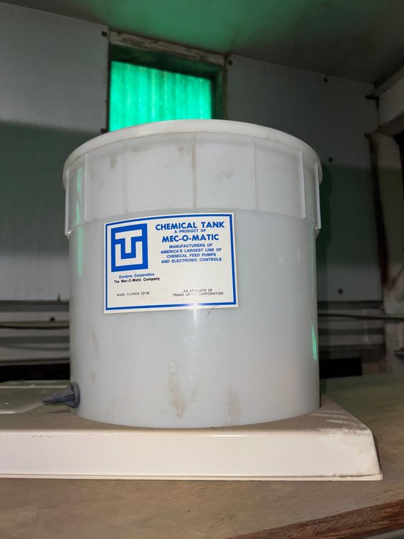 Mec-o-matic Chemical Tank