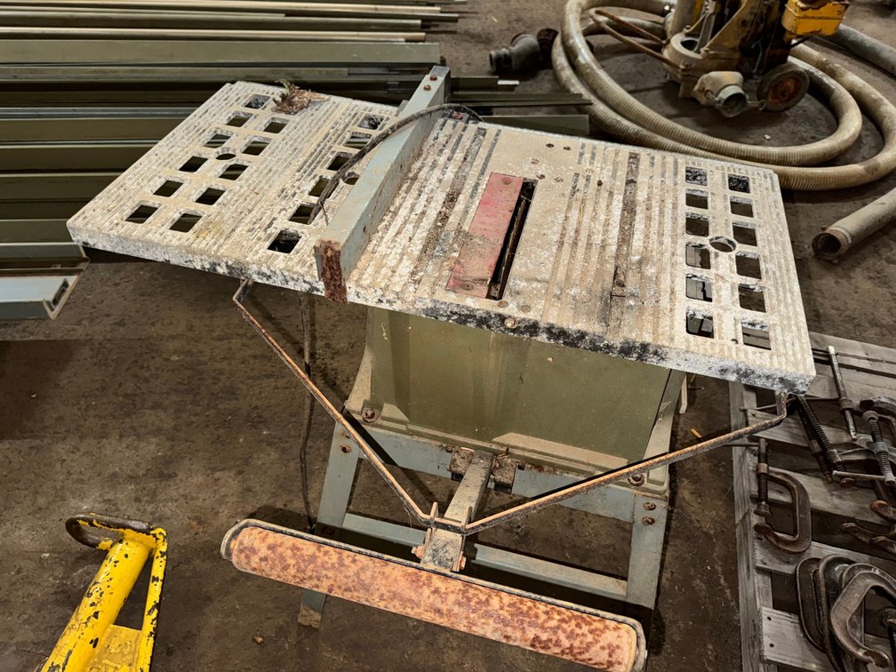Delta 10 Bench Saw