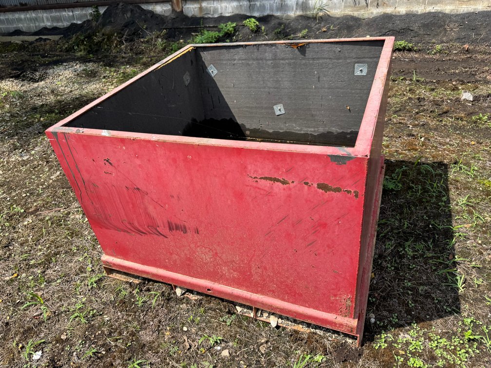 Red Steel Containment Pan