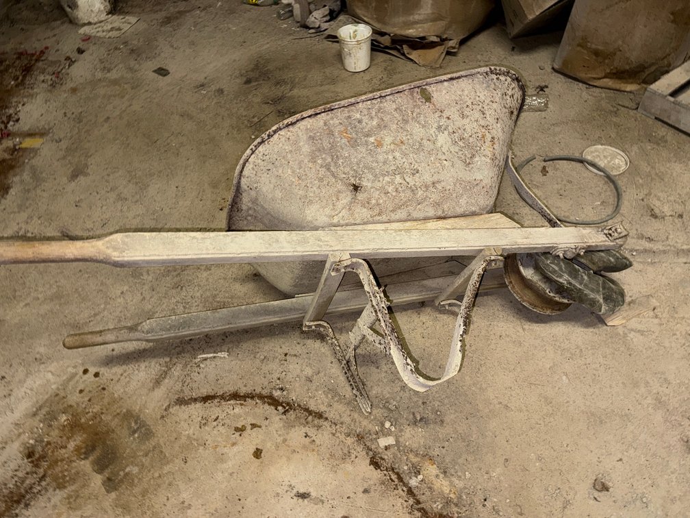 Wheelbarrow