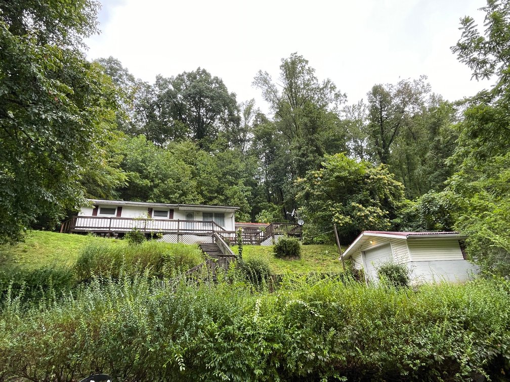 Image for 3 Bedroom on 0.57 Private Acres in Kanawha City