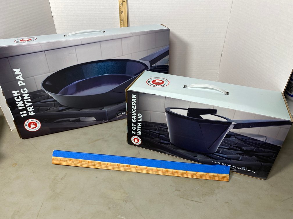 Chef's Counter 11" frying pan, 2 quart saucepan with lid-never used