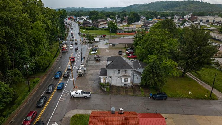 Image for Redevelopment Opportunity in Parkersburg Selling to the Highest Bidder