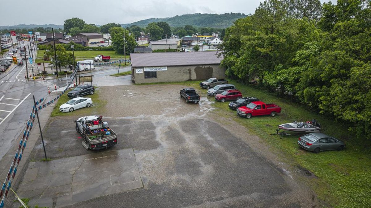 Image for Redevelopment Opportunity in Parkersburg Selling to the Highest Bidder