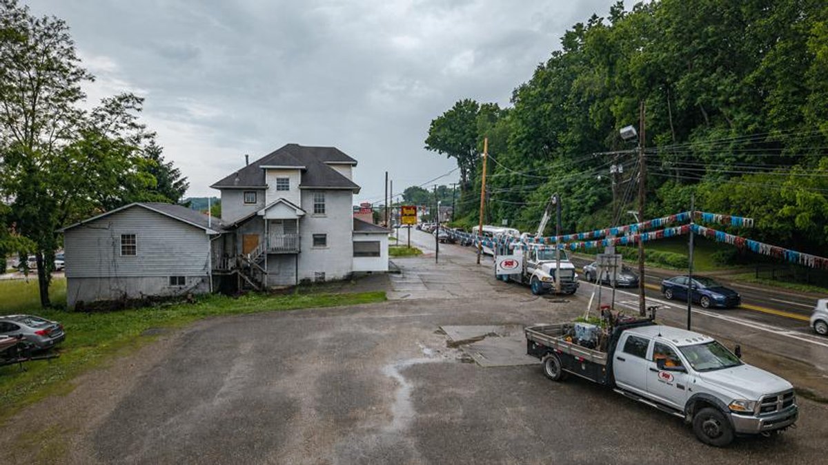 Image for Redevelopment Opportunity in Parkersburg Selling to the Highest Bidder