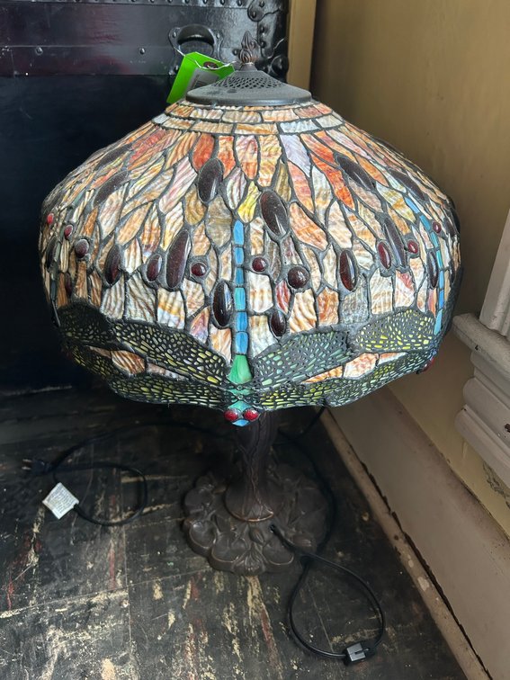 Lamp with multi-color shade with dragonflies