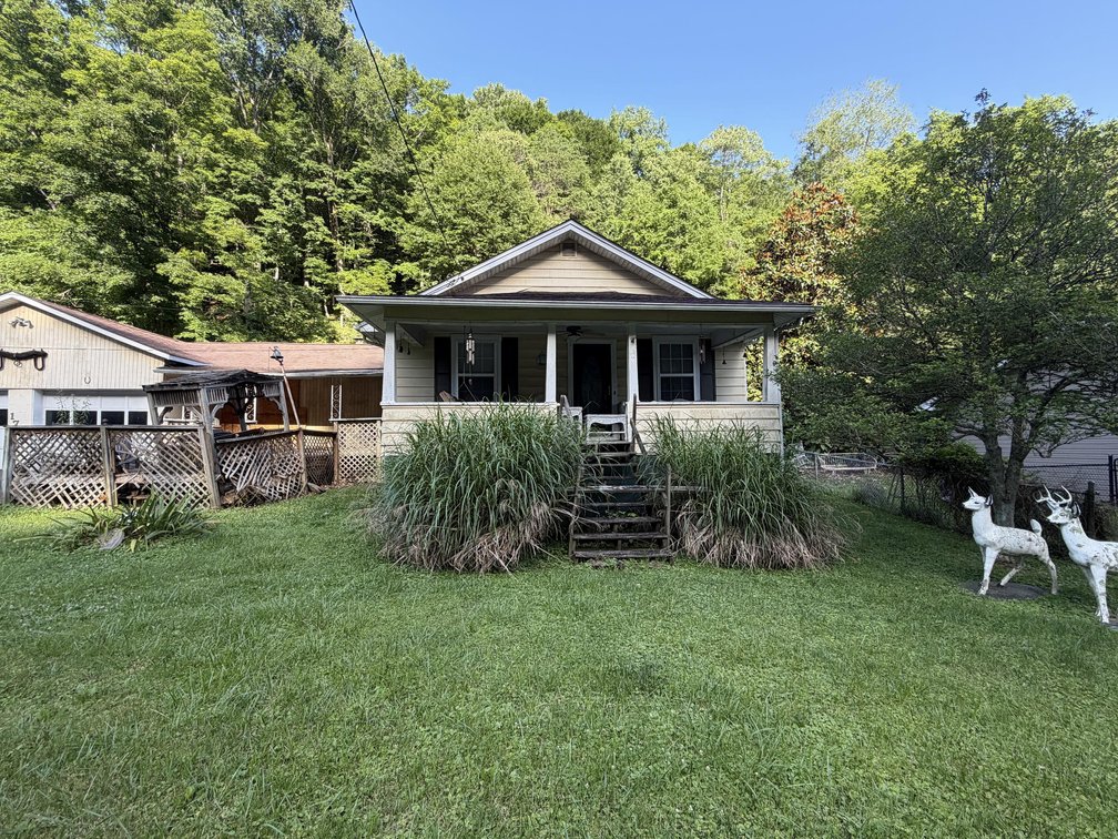 Image for 3 Bedroom Home on Nearly 2 Acres in Charleston