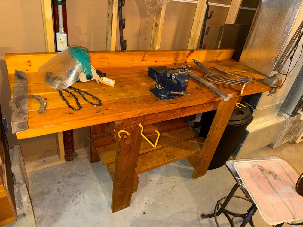 Rustic style work bench