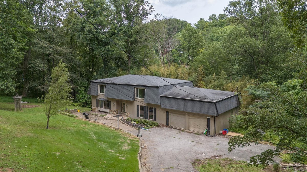 Image for Spacious 4 Bedroom with a Full Basement on 2 Acres in Dunbar