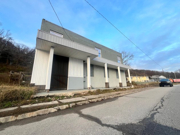 Image for 2-Story Commercial Building in Charleston Selling to the Highest Bidder