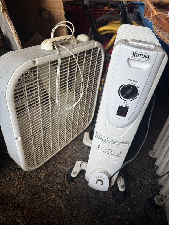 Craftsman wet/dry shop vac, fan, 3 heaters