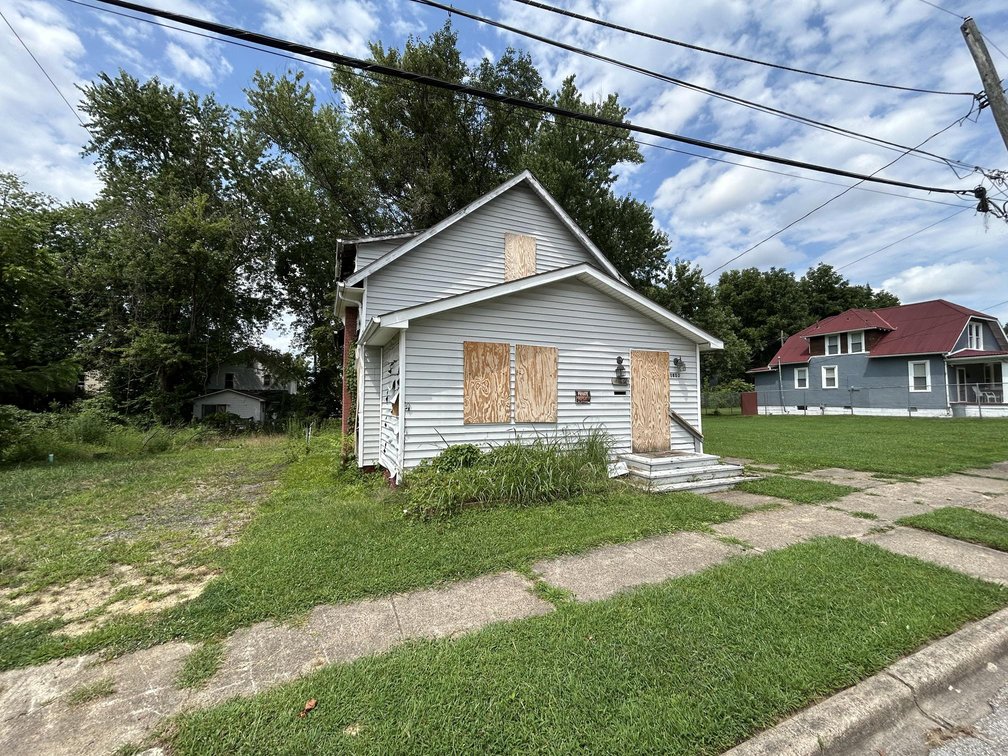 Image for Huntington 3 Bedroom Ideal for a Flip Selling to the Highest Bidder