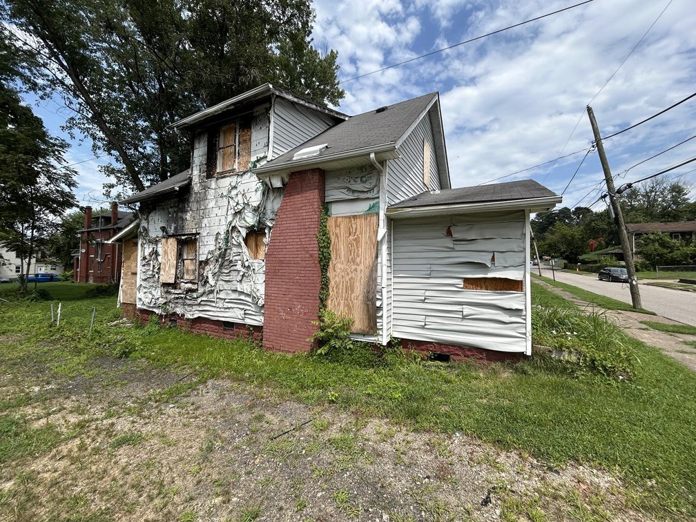 Image for Huntington 3 Bedroom Ideal for a Flip Selling to the Highest Bidder
