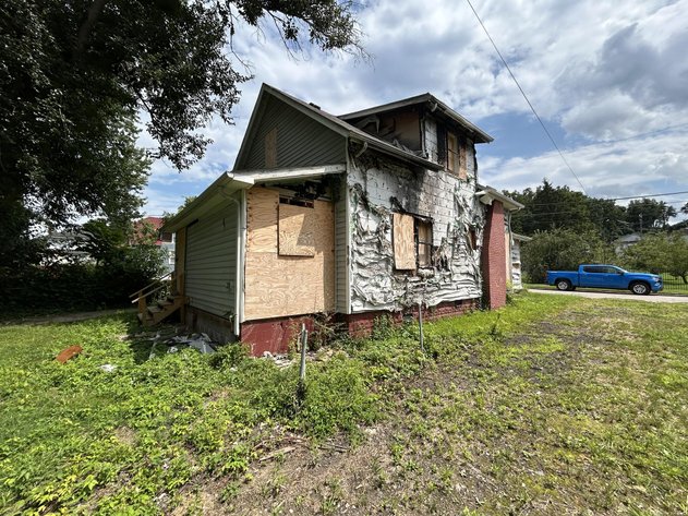 Image for Huntington 3 Bedroom Ideal for a Flip Selling to the Highest Bidder