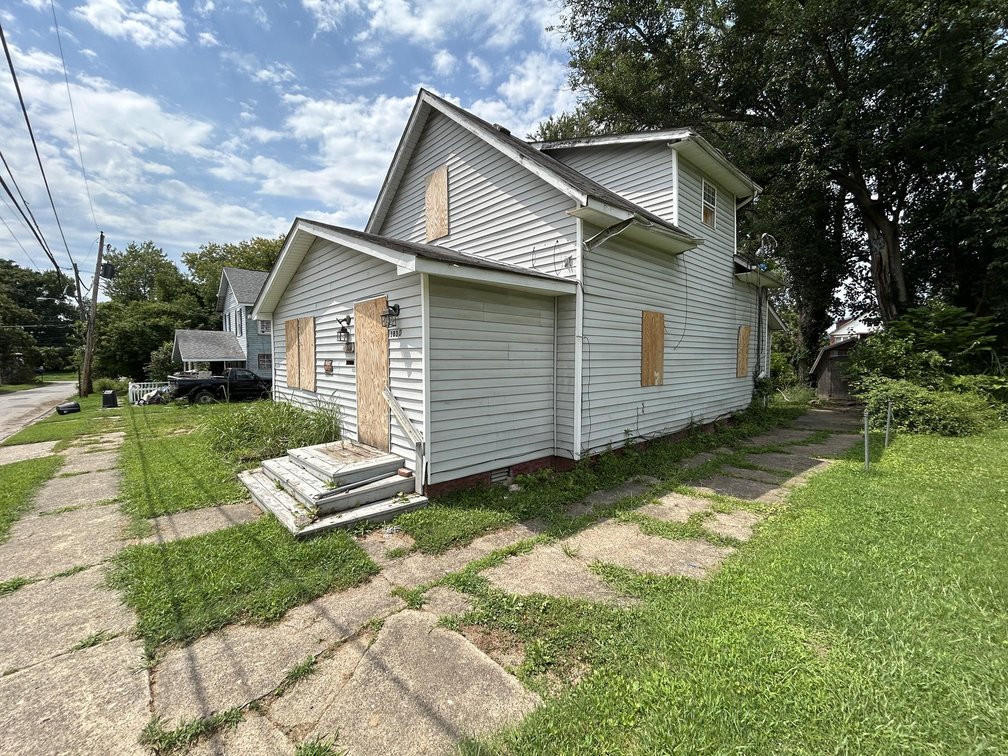 Image for Huntington 3 Bedroom Ideal for a Flip Selling to the Highest Bidder