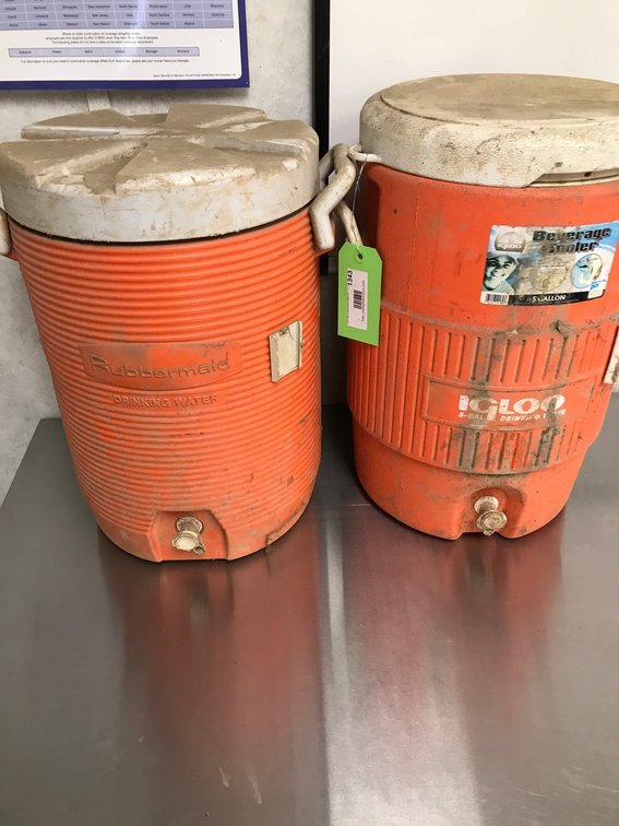 Igloo, 5 Gallon Coolers