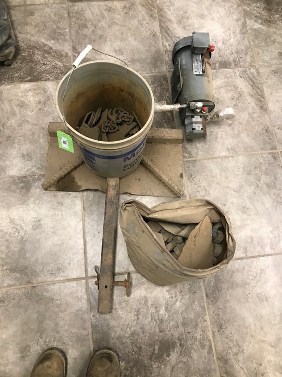 Bolts, Hydraulic Motor