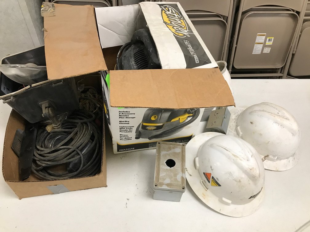 Vacuum cleaner, Lights, Hard hats,